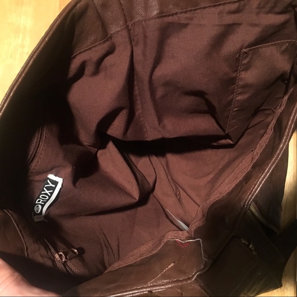 ROXY Cross-Body Bag - Brown with front pockets - Picture 7 of 7